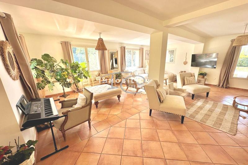 Villa - 150 m² - 7 pièces