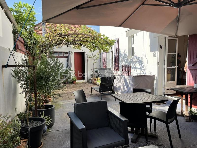 Villa - 174 m² - 7 pièces