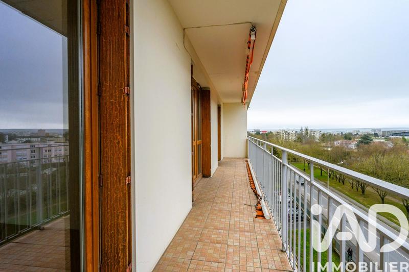 Appartement - 90 m² - 4 pièces