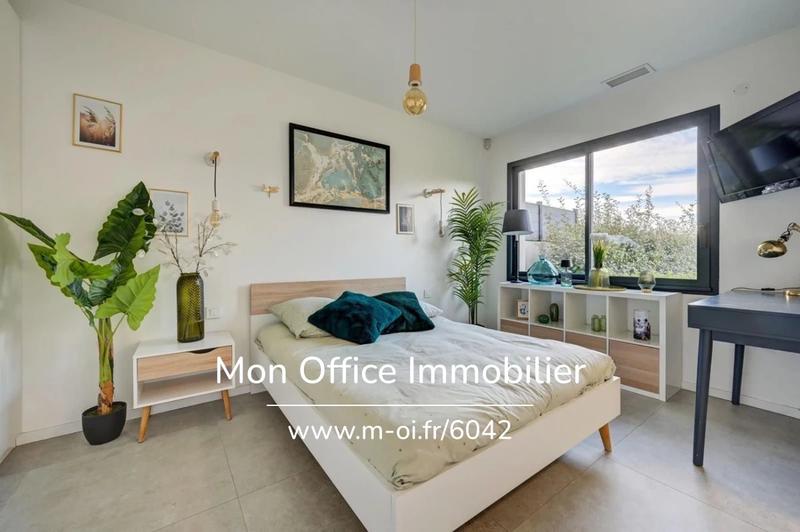 Maison - 170 m² - 6 pièces