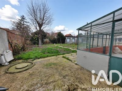 Maison - 104 m² - 4 pièces