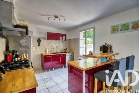 Maison - 77 m² - 5 pièces