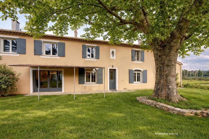 Maison - 200 m² - 6 pièces