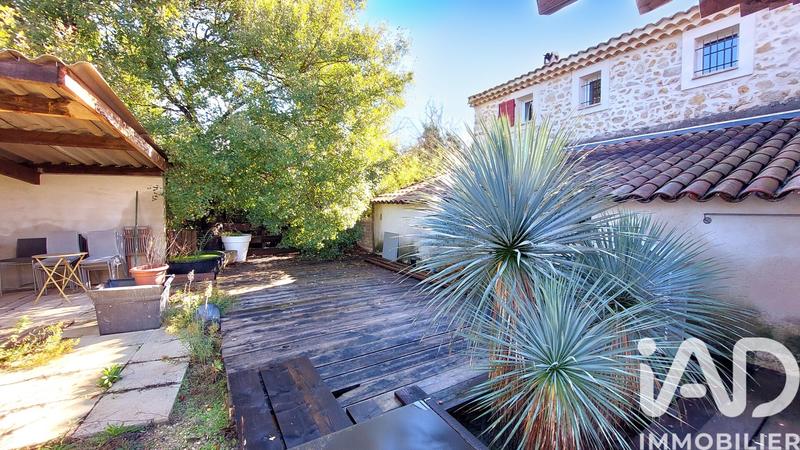 Maison - 253 m² - 4 pièces