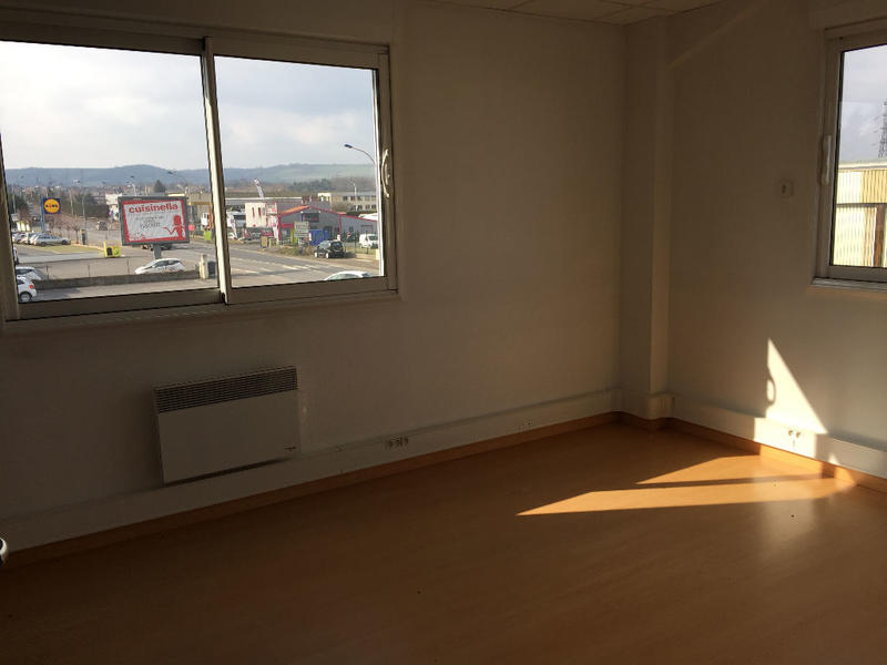 Bureau - 120 m² - 6 pièces