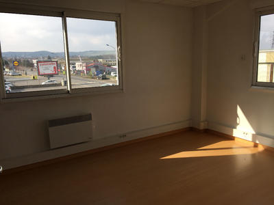 Bureau - 120 m² - 6 pièces