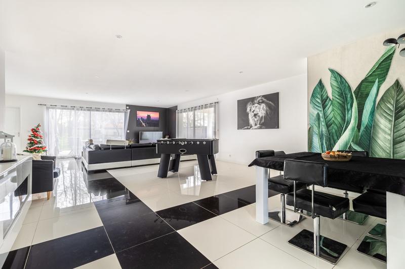 Maison - 142 m² - 5 pièces