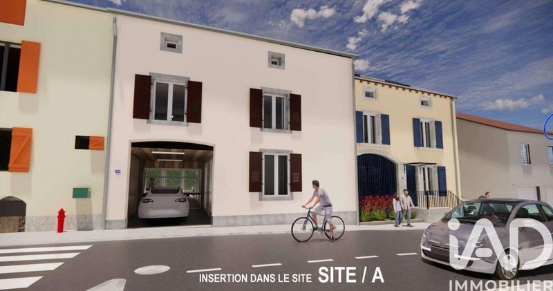Maison - 300 m² - 10 pièces