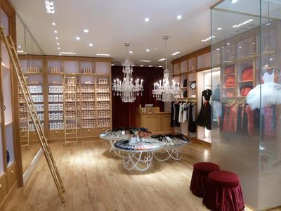 Magasins - 103 m² - 2 pièces