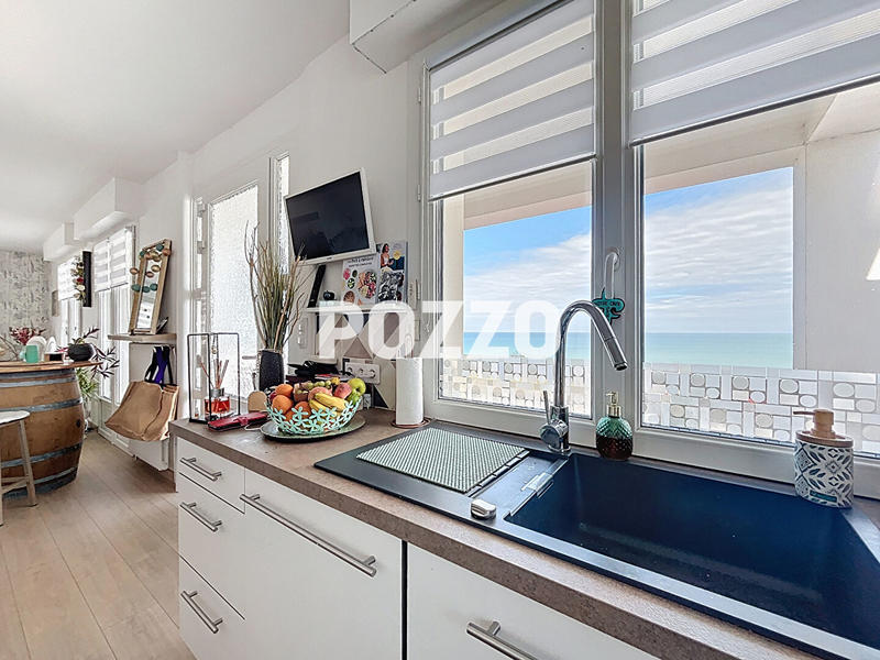 Maison - 155 m² - 9 pièces