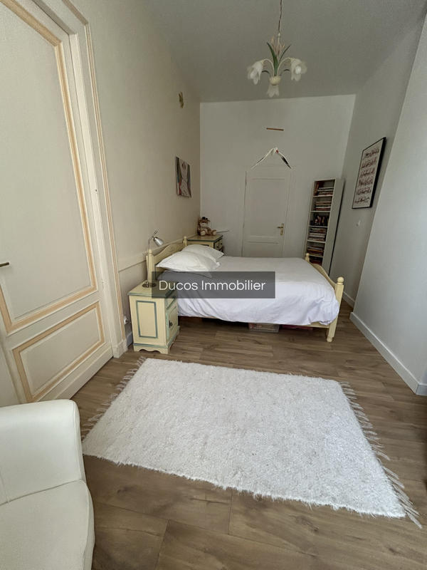 Maison - 246 m² - 6 pièces