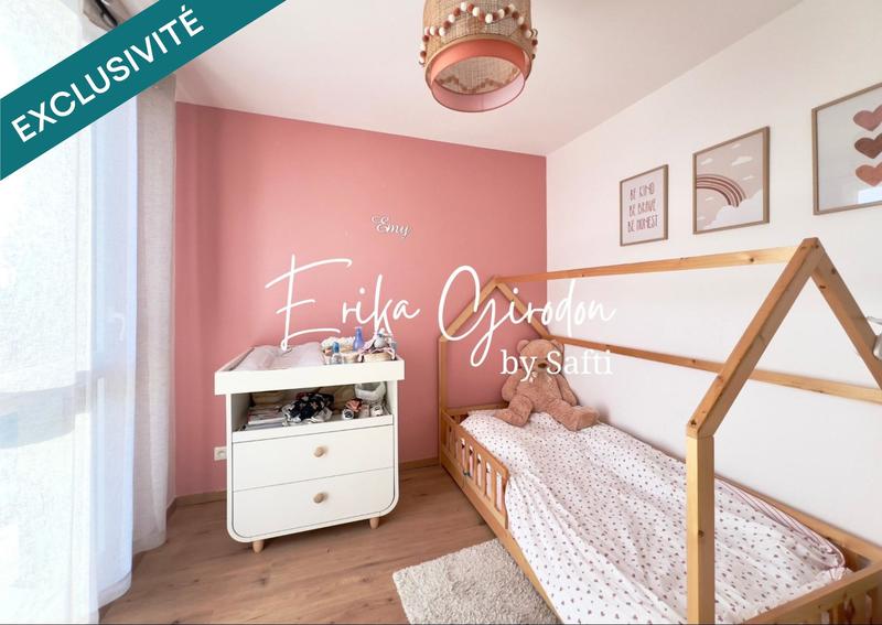 Appartement - 85 m² - 4 pièces