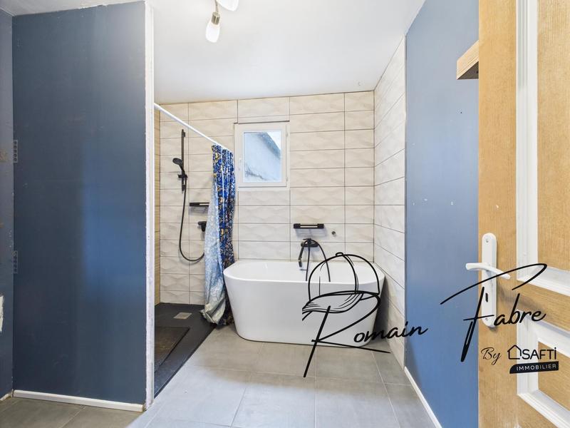 Maison - 140 m² - 6 pièces