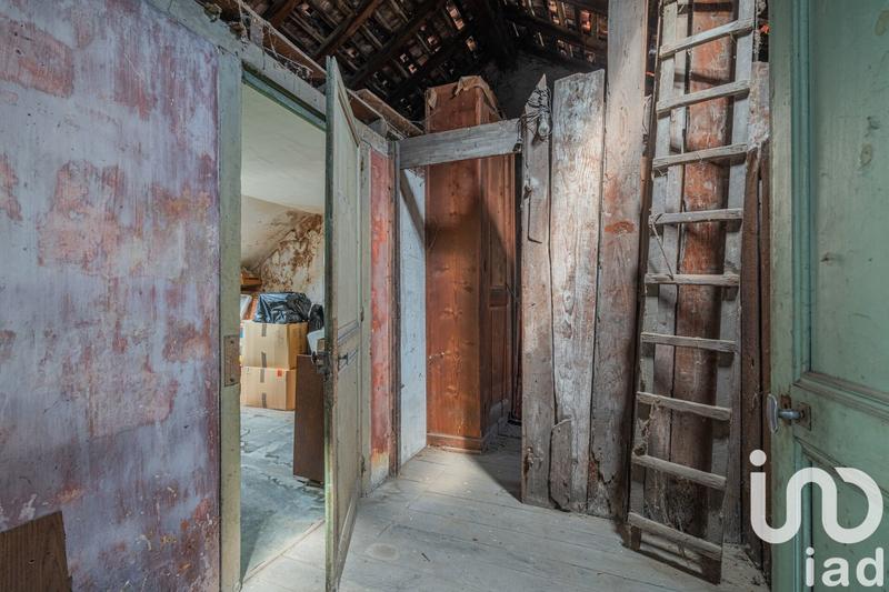 Maison - 214 m² - 6 pièces