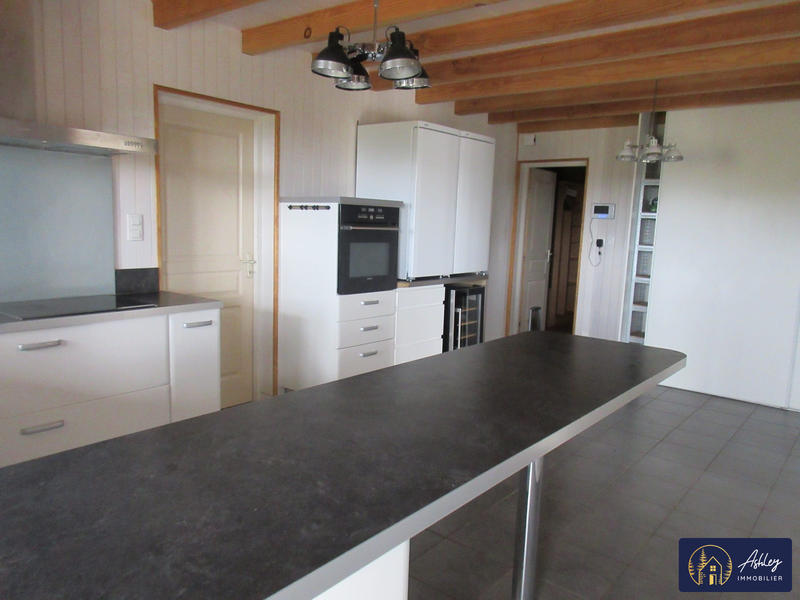 Maison - 190 m² - 6 pièces