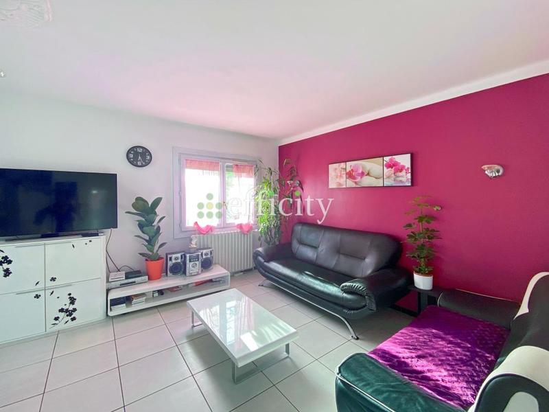 Maison - 110 m² - 6 pièces