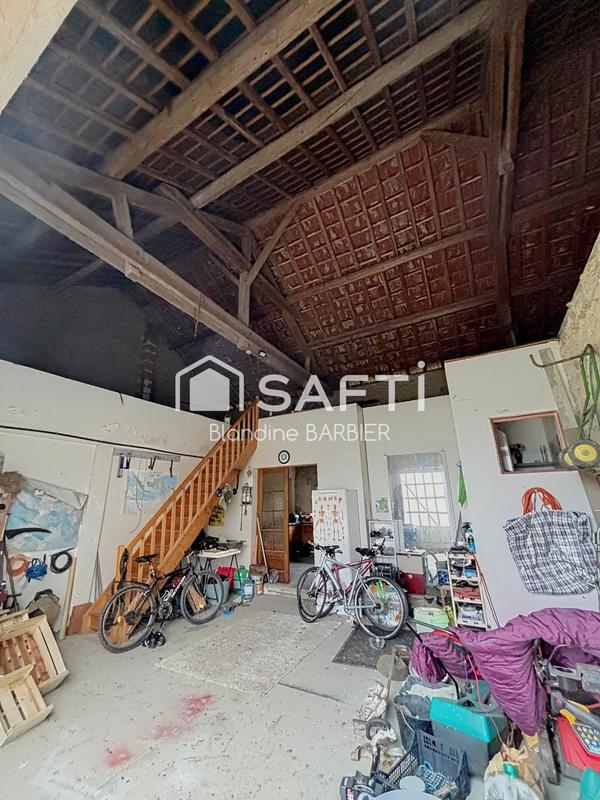 Maison - 241 m² - 7 pièces