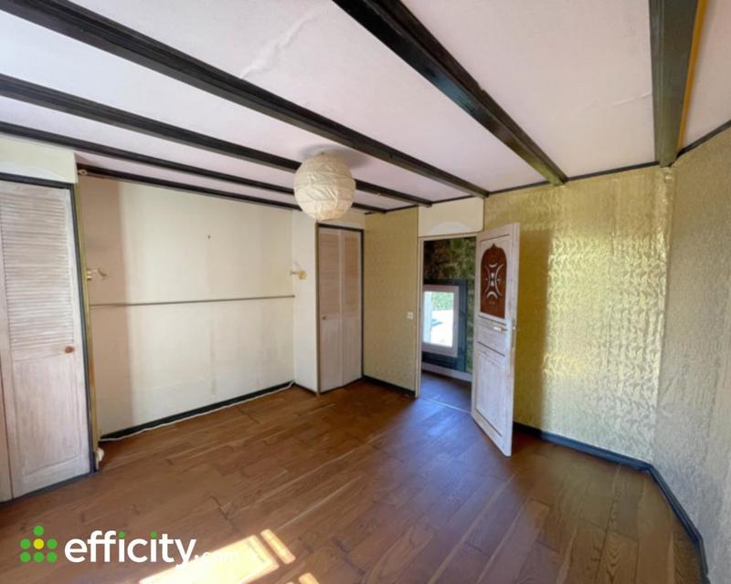 Demeure - 130 m² - 6 pièces