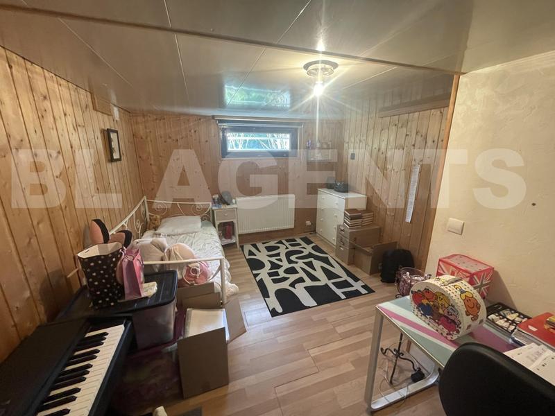 Maison traditionnelle - 110 m² - 5 pièces