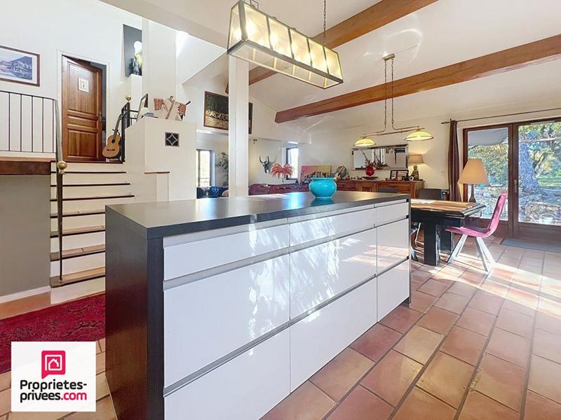 Maison - 130 m² - 6 pièces