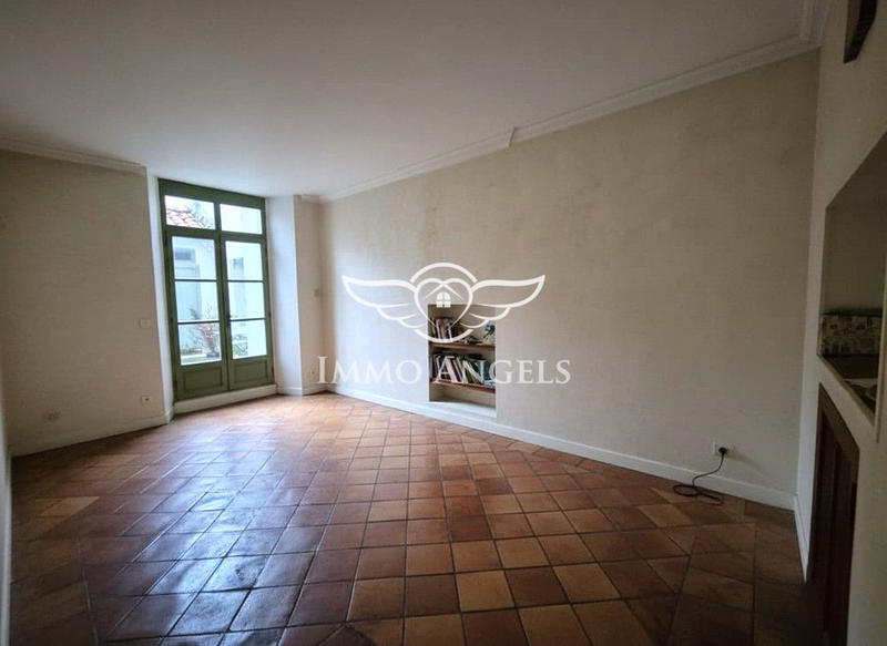 Maison ancienne - 229 m² - 11 pièces