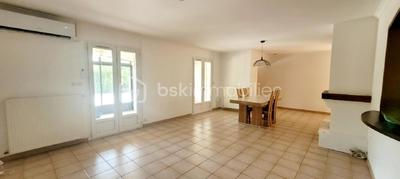 Maison - 157 m² - 6 pièces