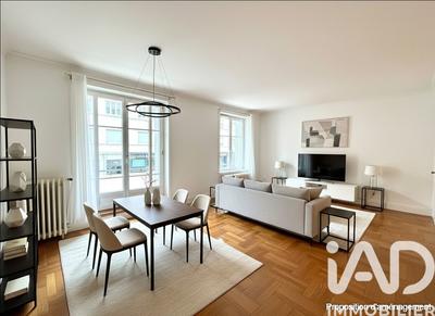 Appartement - 96 m² - 5 pièces