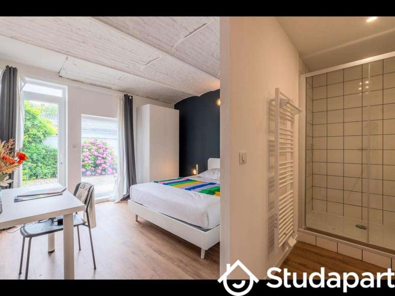 Chambre - 12 m² - 1 pièce