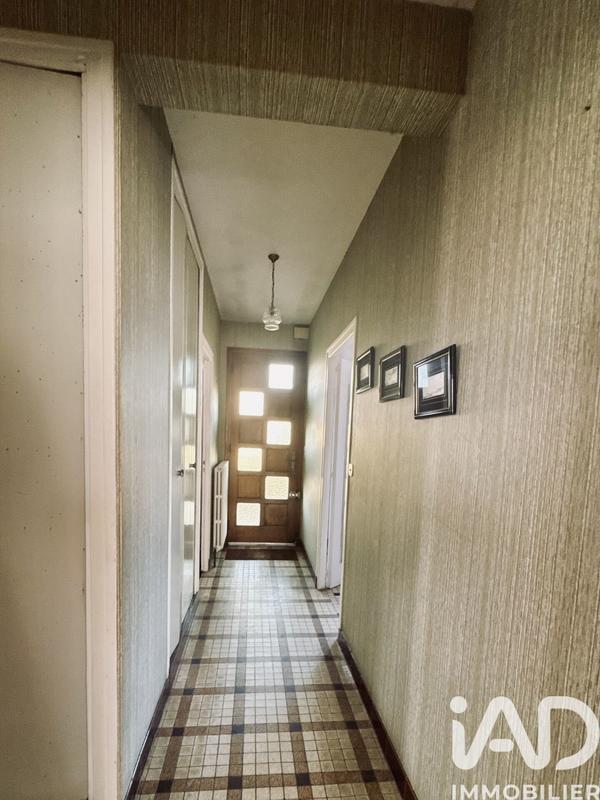 Maison - 90 m² - 5 pièces