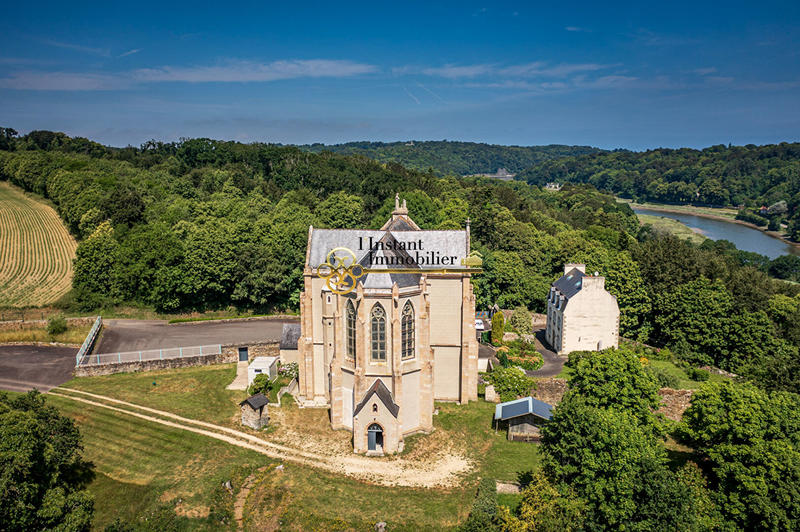 Maison - 185 m² - 11 pièces