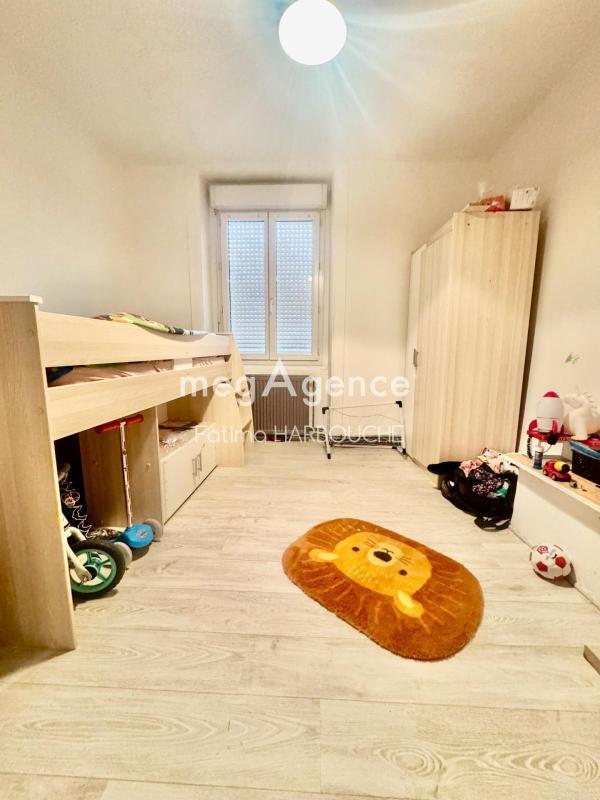 Appartement - 83 m² - 3 pièces