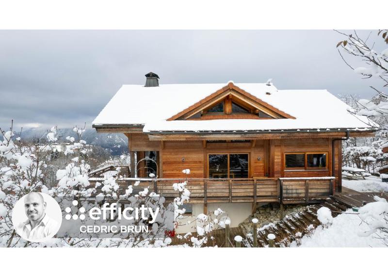 Châlet - 201 m² - 7 pièces