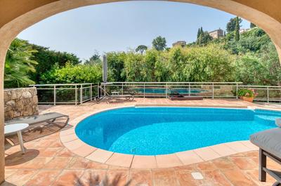 Villa - 221 m² - 5 pièces