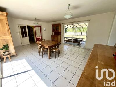 Maison - 176 m² - 8 pièces