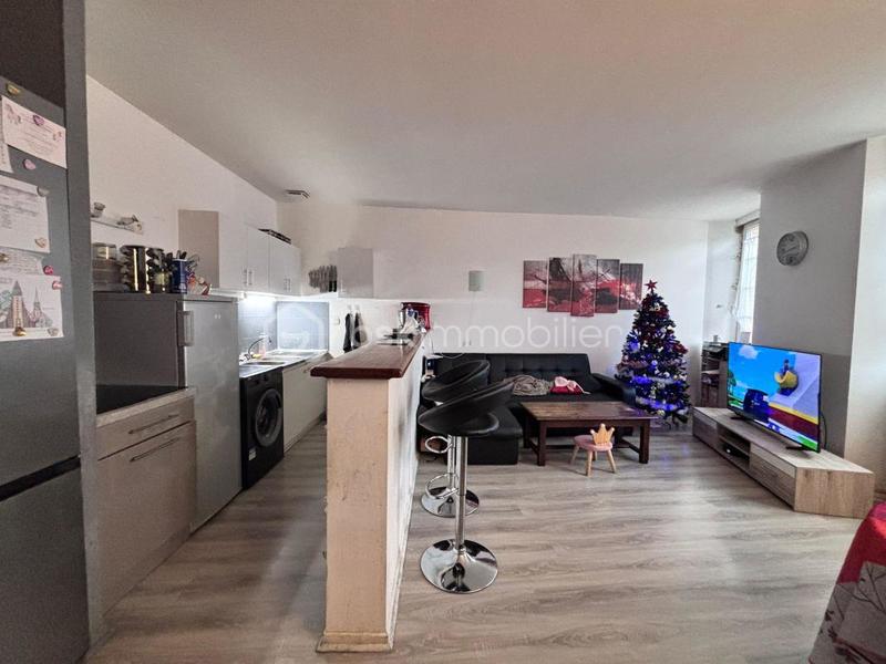 Immeuble - 274 m² - 12 pièces