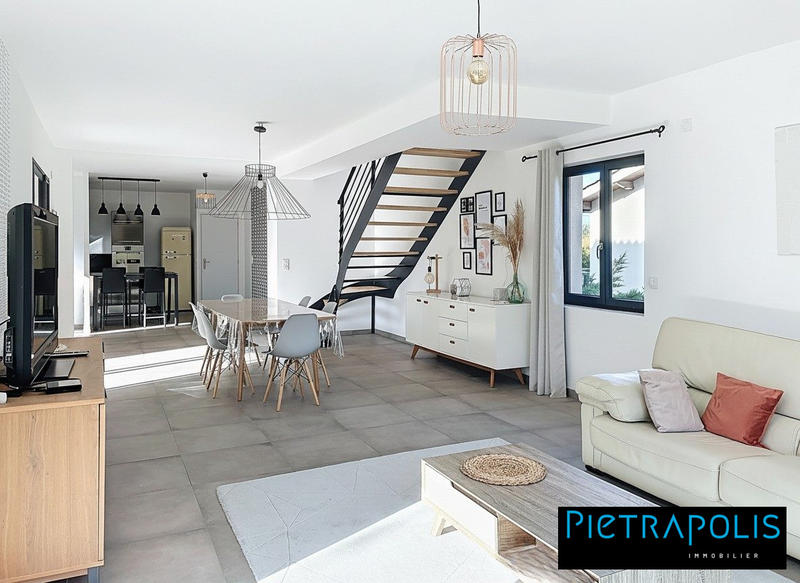 Maison contemporaine - 135 m² - 5 pièces