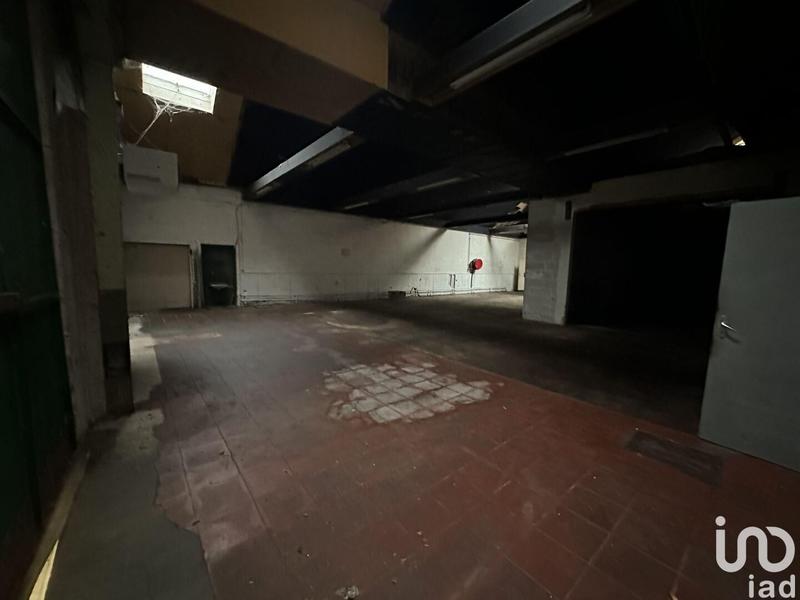 Local commercial - 673 m²