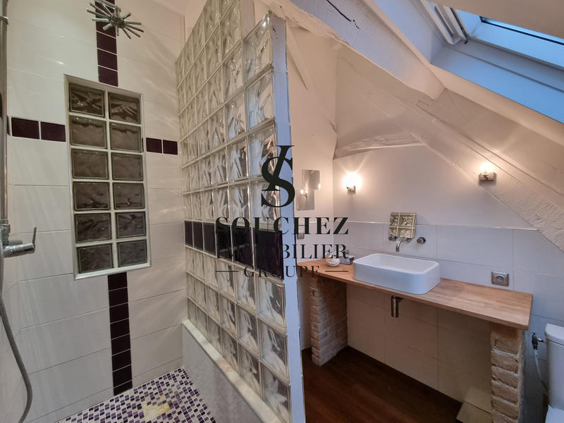 Maison ancienne - 189 m² - 6 pièces