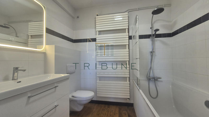 Maison - 180 m² - 6 pièces