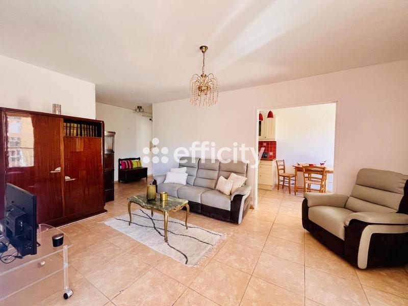 Appartement - 86 m² - 4 pièces