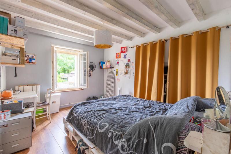 Maison - 97 m² - 5 pièces