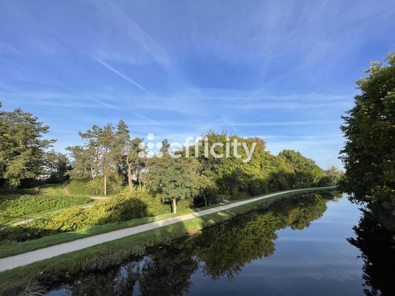 Maison - 167 m² - 8 pièces