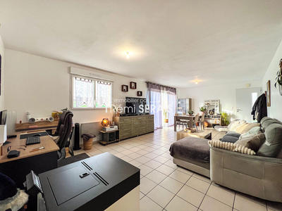 Maison - 83 m² - 4 pièces