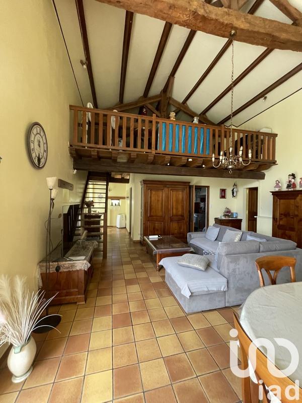 Maison - 185 m² - 5 pièces