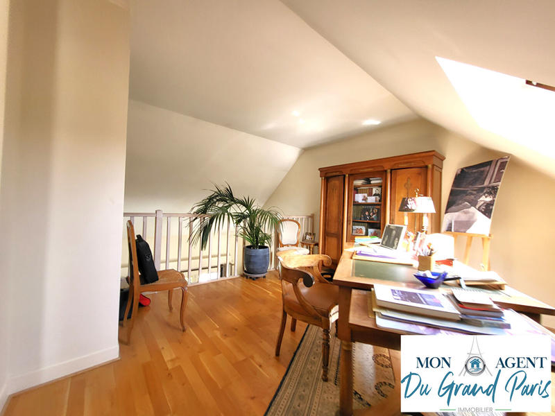 Maison - 167 m² - 6 pièces