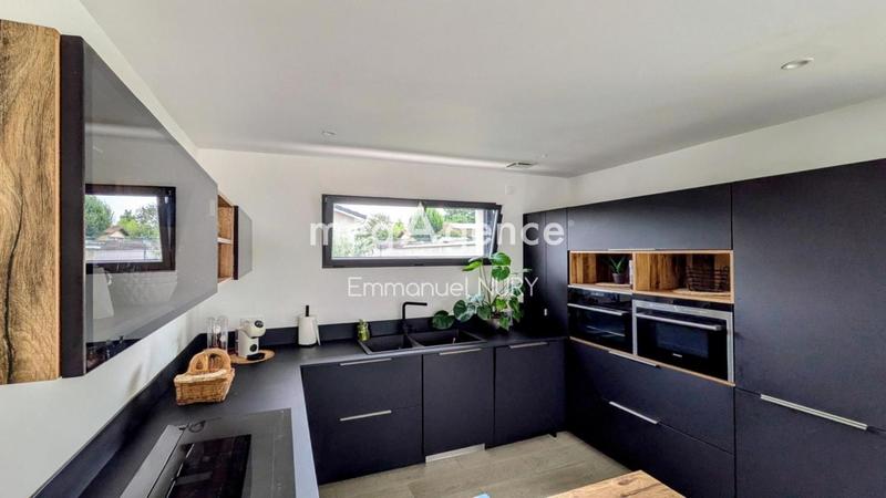 Maison de campagne - 216 m² - 8 pièces