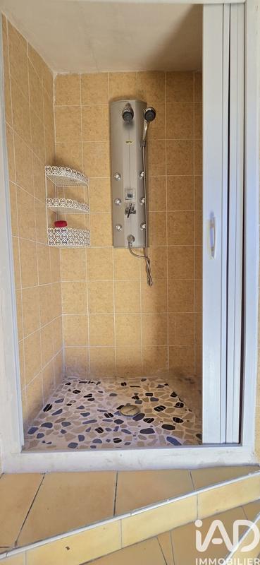 Maison - 200 m² - 6 pièces