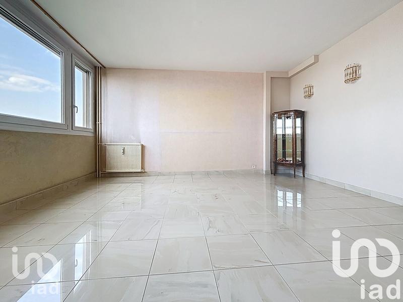 Appartement - 100 m² - 5 pièces