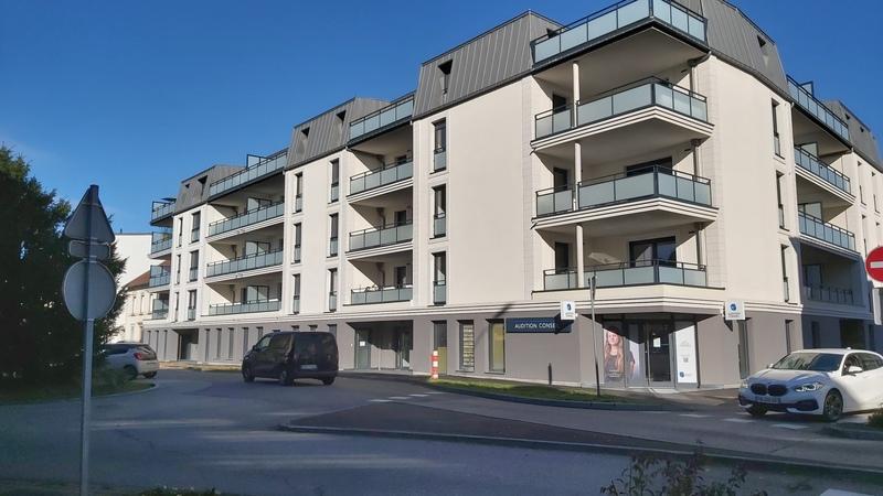 Local commercial - 63 m² - 1 pièce