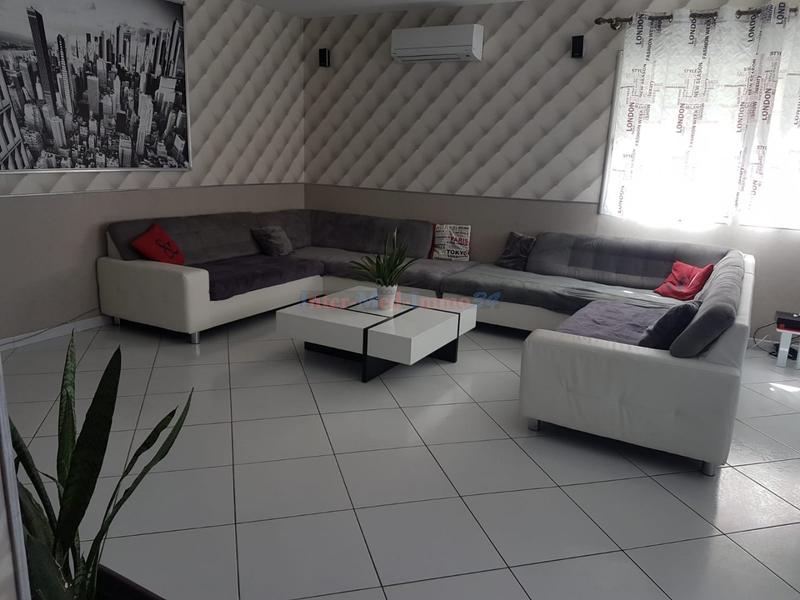 Villa - 145 m² - 6 pièces